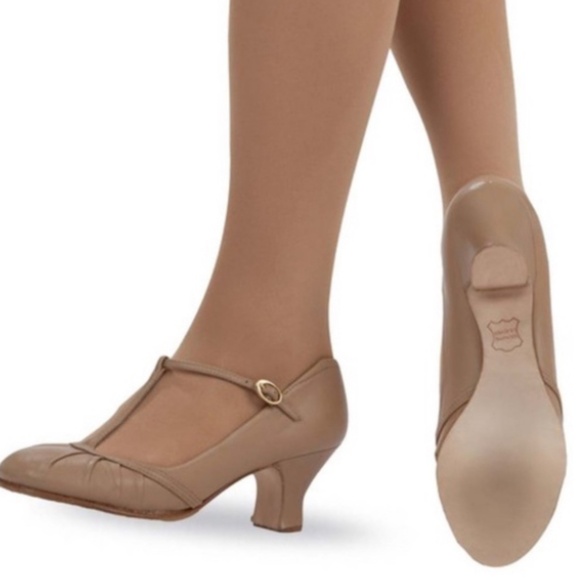 Capezio Radiant Leather Character Shoe -CG095 -Size 7.5M - Carmel NEW - Picture 2 of 3